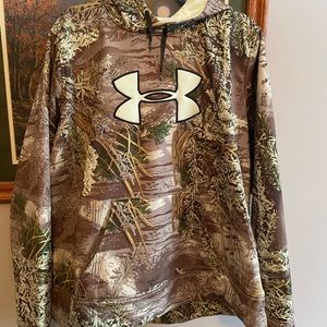 2x under armour hoodie